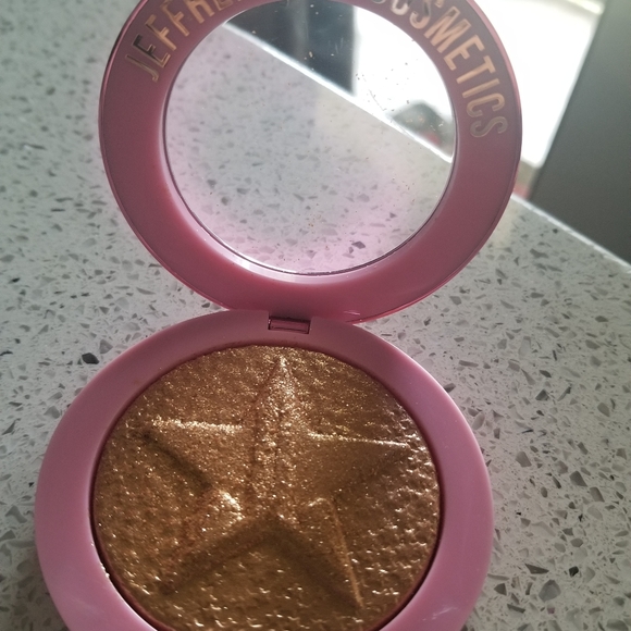 Jeffree Star Caramel kiss supreme frost - Picture 2 of 4